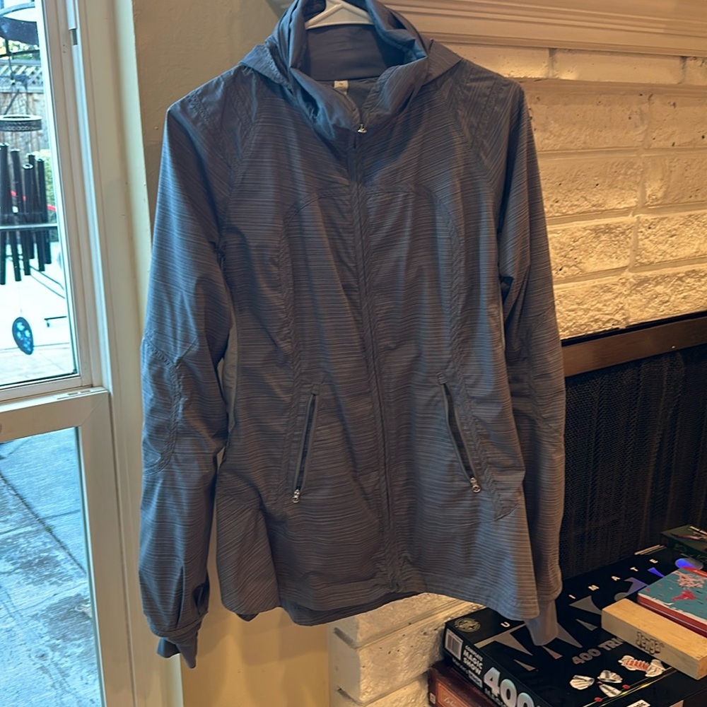 Lululemon lightweight jacket - Women’s size 10 (fits more like a size 8)